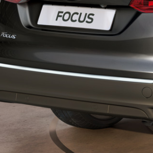 Zaščita zadnjega odbijača v 3D izvedbi iz nerjavečega jekla